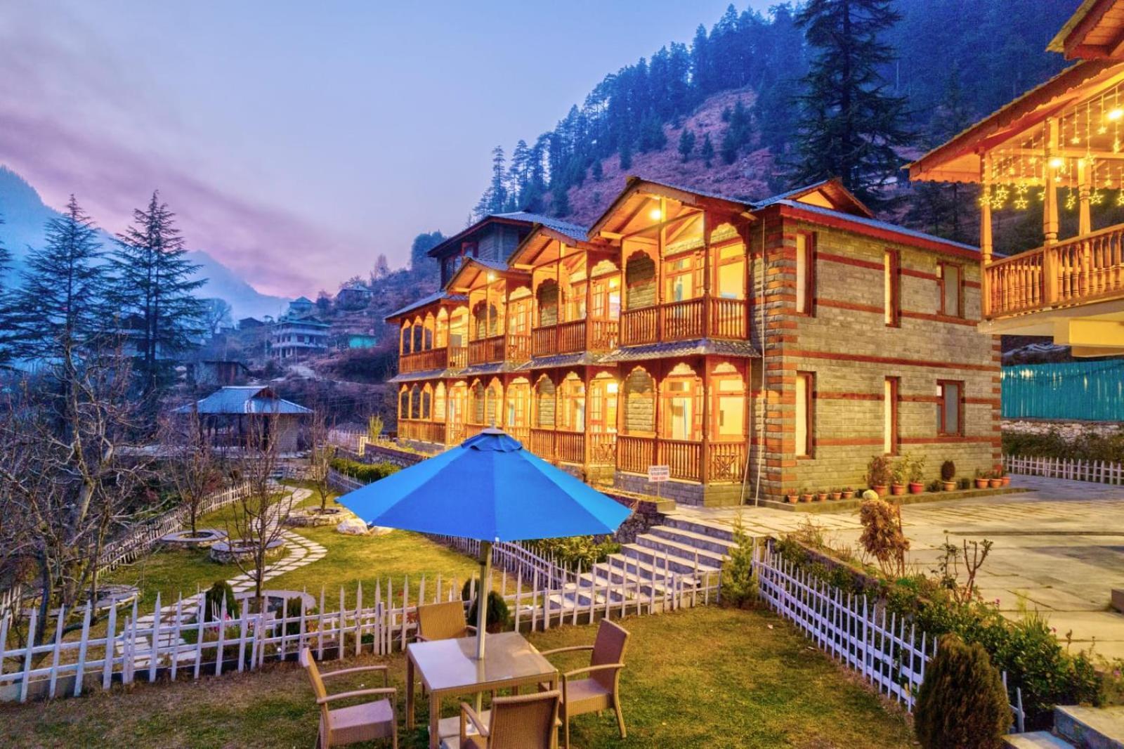 8Fold By Larisa, Jibhi Hotel Kültér fotó