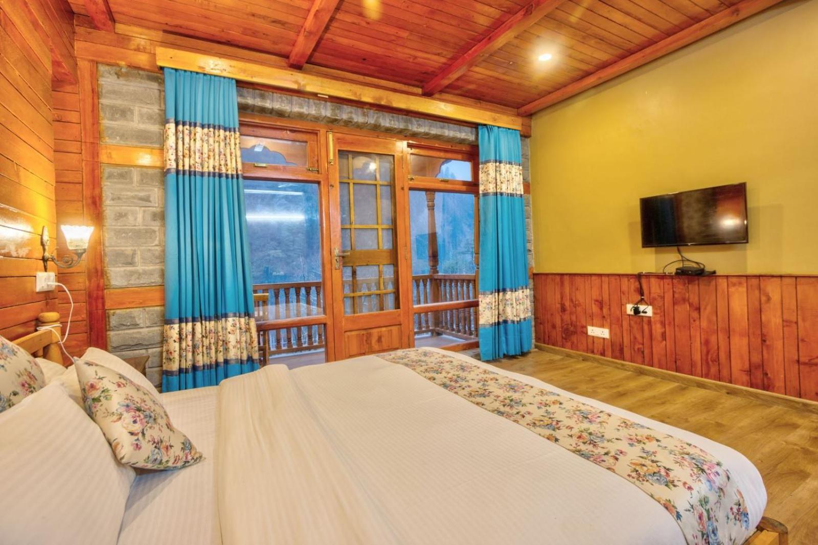 8Fold By Larisa, Jibhi Hotel Kültér fotó